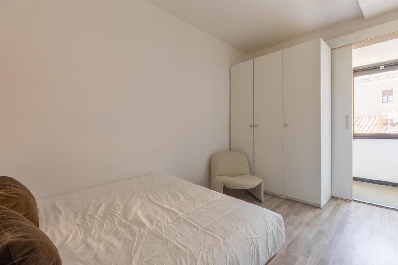 Iflat Trastevere Industrial Apartment Roma Esterno foto