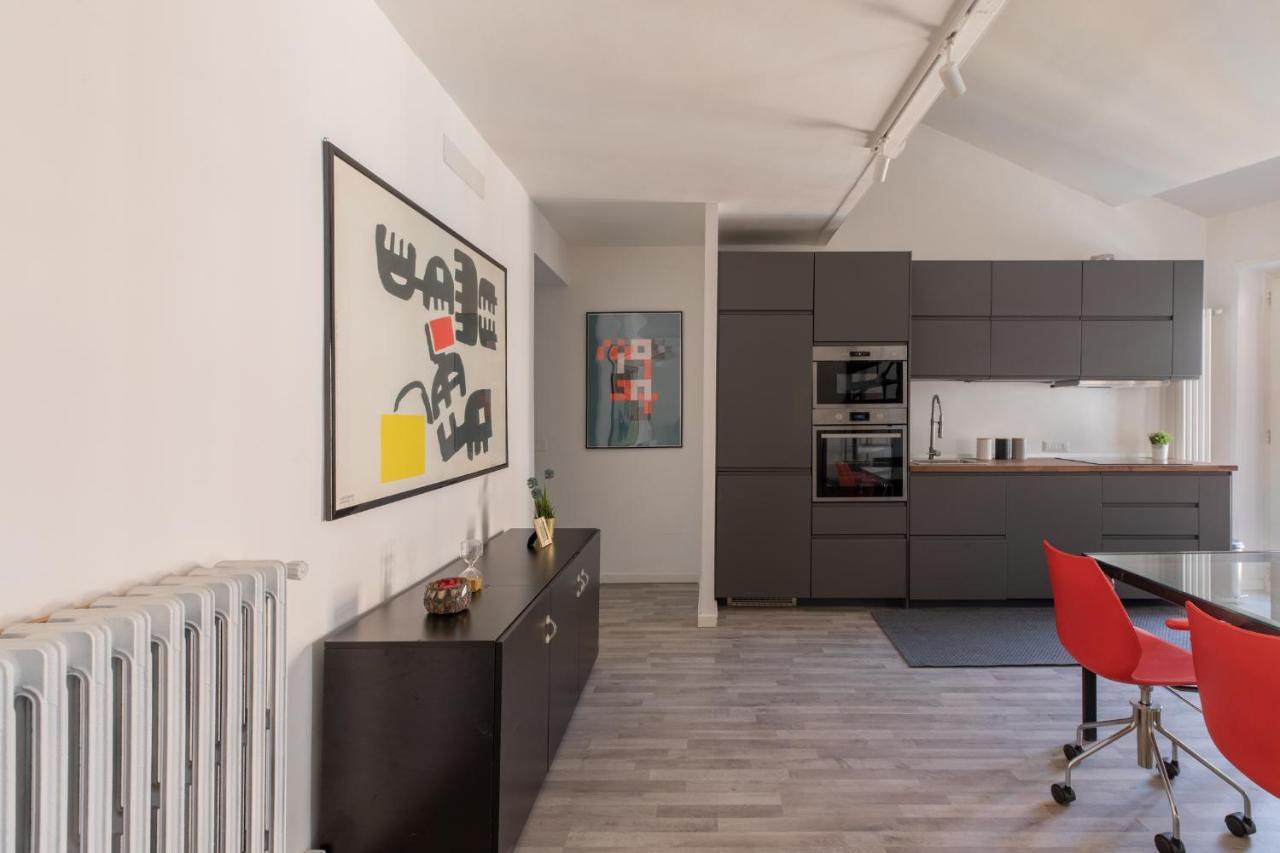 Iflat Trastevere Industrial Apartment Roma Esterno foto